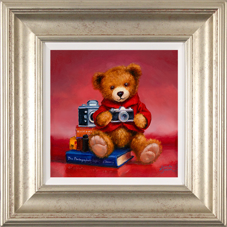 Amanda Jackson, Original oil painting on panel, Snap!