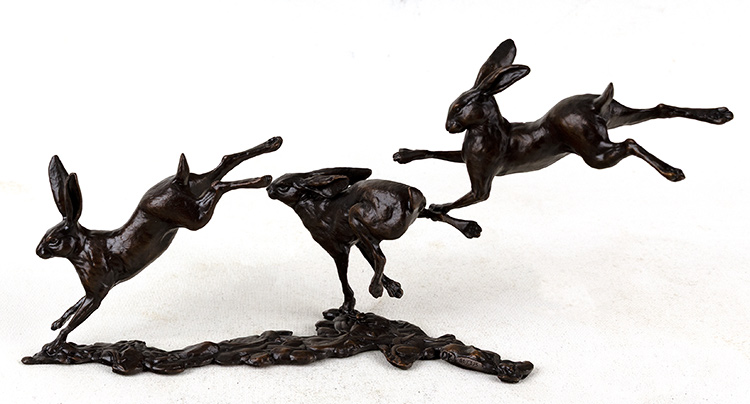 Dean Kendrick, Bronze, Small Hares Playing
